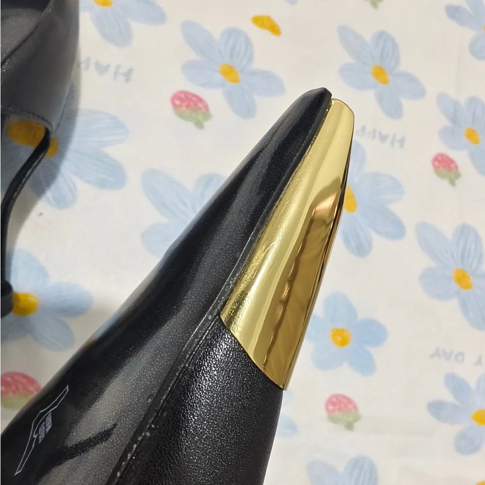 Saint Laurent Black Slingback Heels with Gold Pointed Cap - Picture 7 of 16
